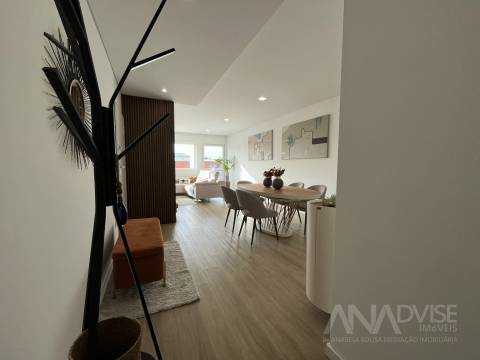 Apartamento T3 Venda em Repeses e São Salvador,Viseu