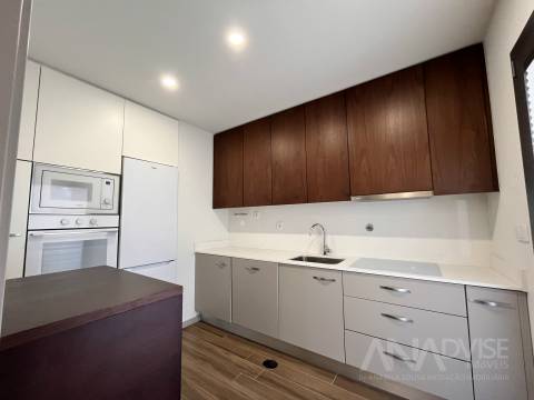 Apartamento T2 Arrendamento em Viseu,Viseu