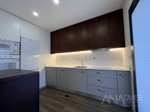 Apartamento T2 Arrendamento em Viseu,Viseu