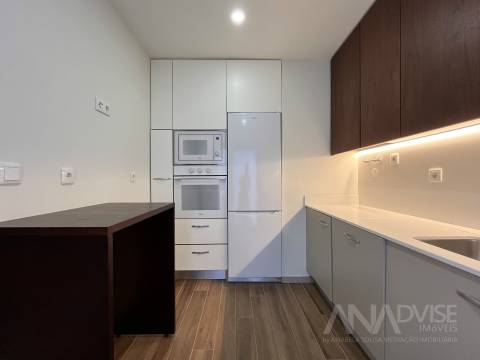 Apartamento T2 Arrendamento em Viseu,Viseu
