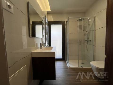 Apartamento T2 Arrendamento em Viseu,Viseu