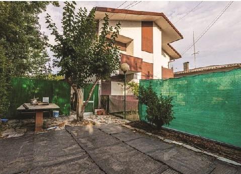 Andar Moradia T4 Venda em Rio de Loba,Viseu