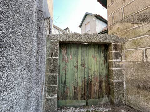 Moradia Rústica T4 Venda em São Cipriano e Vil de Souto,Viseu