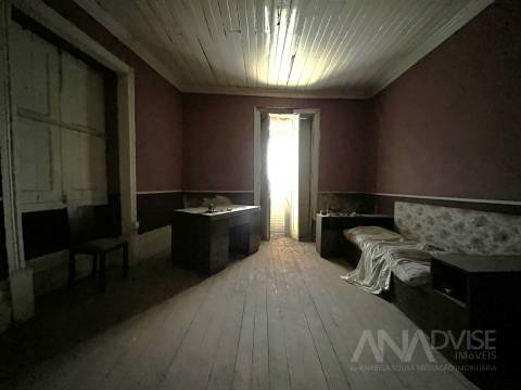 Moradia Rústica T4 Venda em São Cipriano e Vil de Souto,Viseu