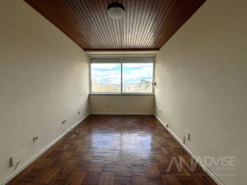 Apartamento T2 Arrendamento em Viseu,Viseu