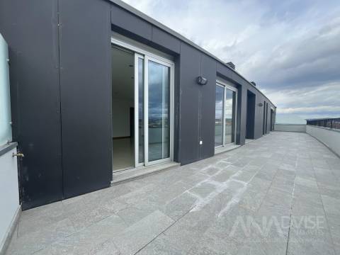 Apartamento T4 Arrendamento em Viseu,Viseu