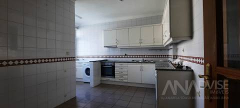 Apartamento T4 DUPLEX Arrendamento em Viseu,Viseu