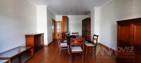 Apartamento T4 DUPLEX Arrendamento em Viseu,Viseu