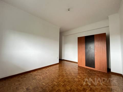 Apartamento T3 Arrendamento em Viseu,Viseu