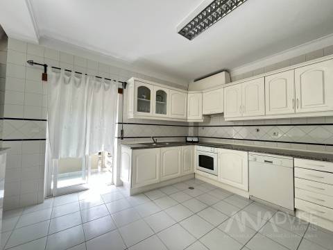 Apartamento T2 Arrendamento em Viseu,Viseu