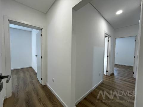 Apartamento T4 Venda em Viseu,Viseu