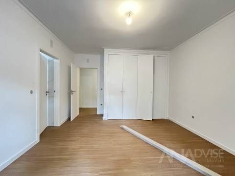 Apartamento T3 Venda em Viseu,Viseu