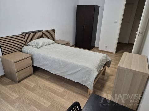 Apartamento T4 Arrendamento em Viseu,Viseu