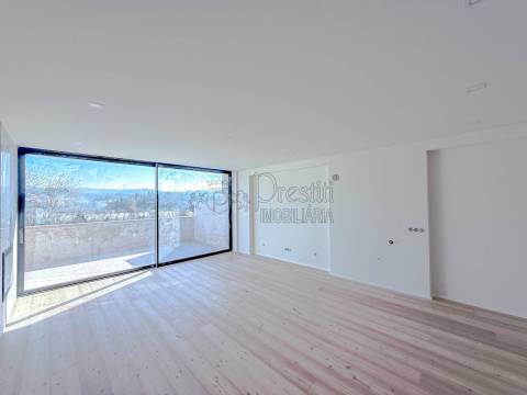 Apartamentos Novos T2 na Cobertura, Creixomil, Guimarães