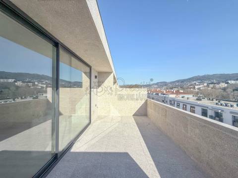 Apartamentos Novos T2 na Cobertura, Creixomil, Guimarães