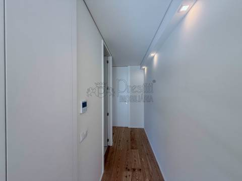 Apartamentos Novos T2 na Cobertura, Creixomil, Guimarães