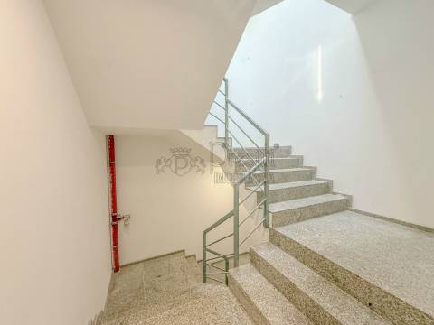 Apartamentos Novos T2 na Cobertura, Creixomil, Guimarães