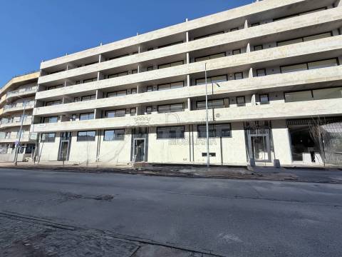 Apartamentos Novos T2 na Cobertura, Creixomil, Guimarães