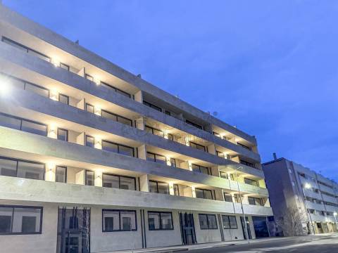 Apartamentos Novos T2 na Cobertura, Creixomil, Guimarães