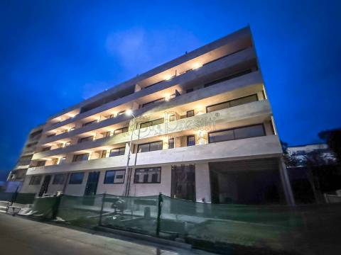Apartamentos Novos T2 na Cobertura, Creixomil, Guimarães