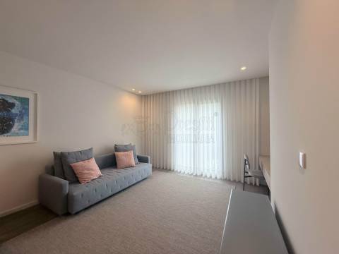 Apartamentos T1 à venda em Azurém, Guimarães