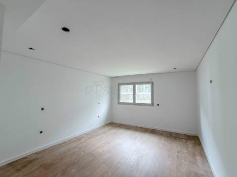 Apartamentos T3 a Venda em Azurém, Guimarães