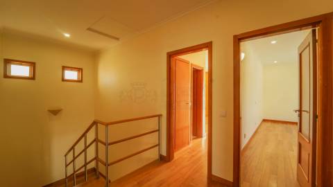 Moradia T5 para Alugar em Guimarães