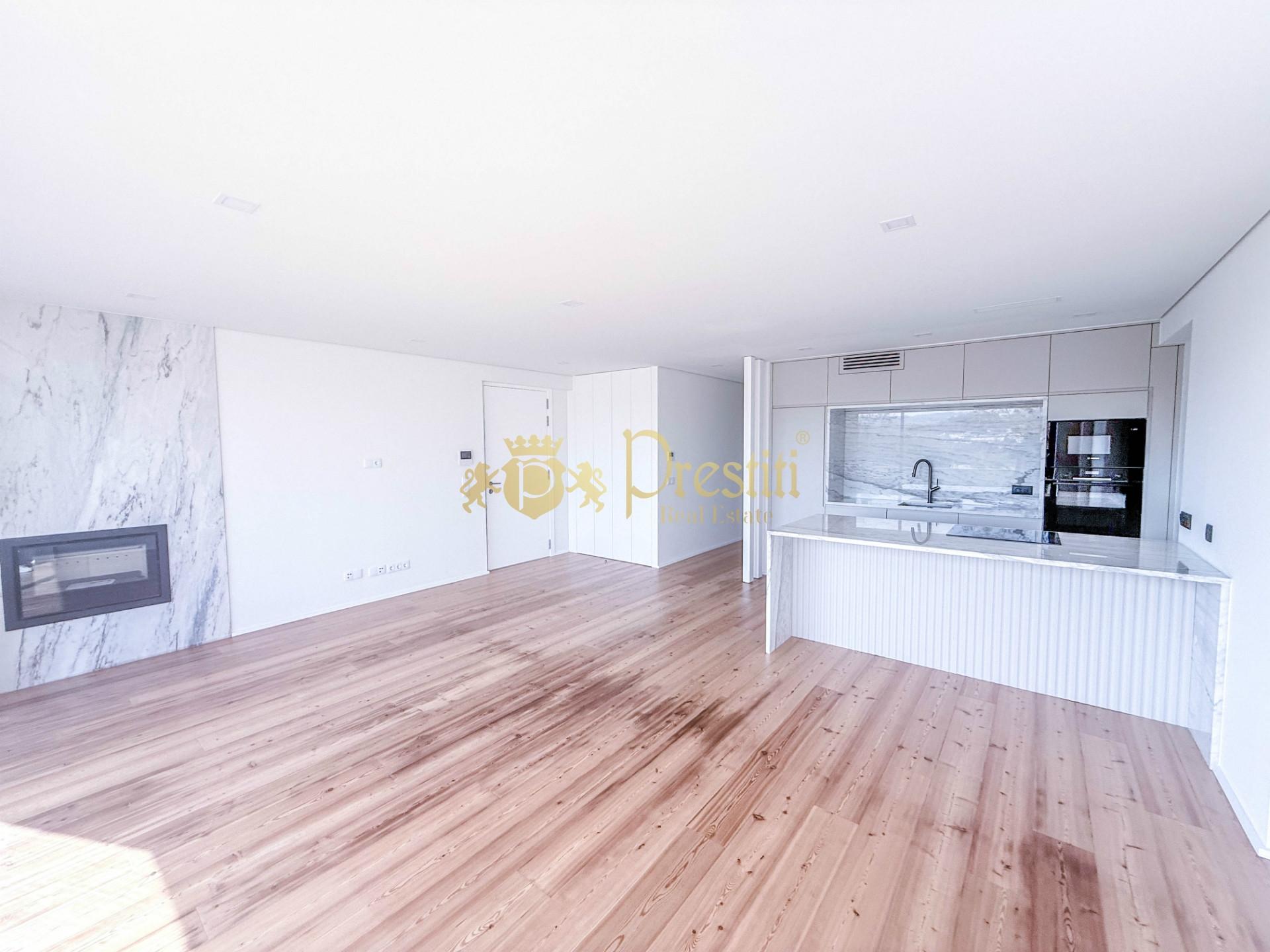 Apartamento T2 com vista sobre a Penha