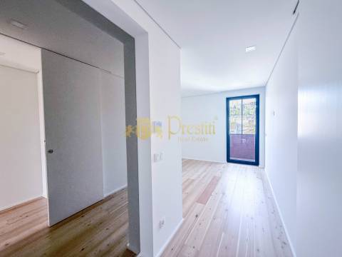 Apartamento T2 com vista sobre a Penha