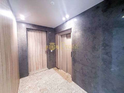 Apartamento T2 com vista sobre a Penha