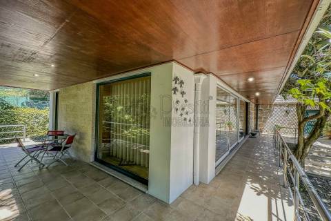 Moradia V4 em Infias, Vizela