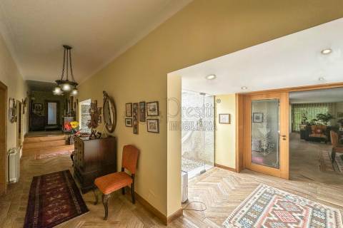 Moradia V4 em Infias, Vizela