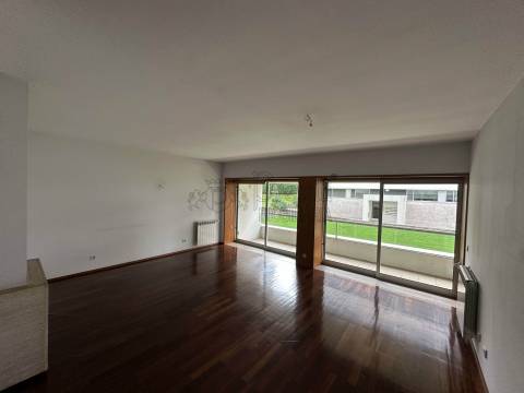 Apartamento T2 para alugar em Guimarães