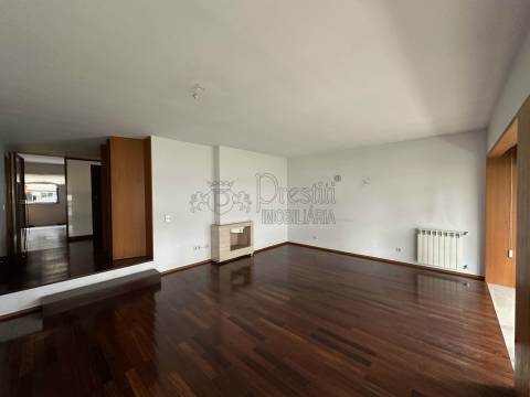 Apartamento T2 para alugar em Guimarães