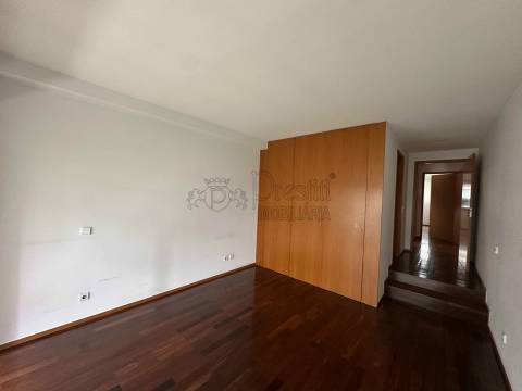 Apartamento T2 para alugar em Guimarães
