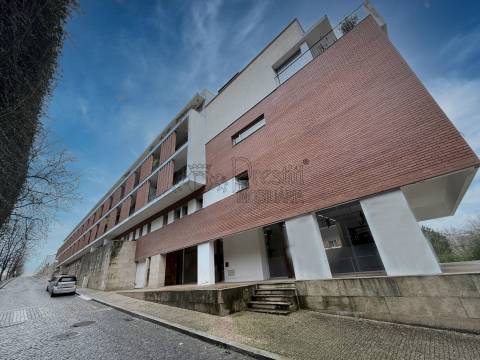 Apartamento T3 para Arrendar no Parque da Cidade em Guimarães