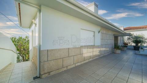 Moradia T4 na Costa, Guimarães