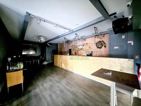 Loja à venda em Vizela