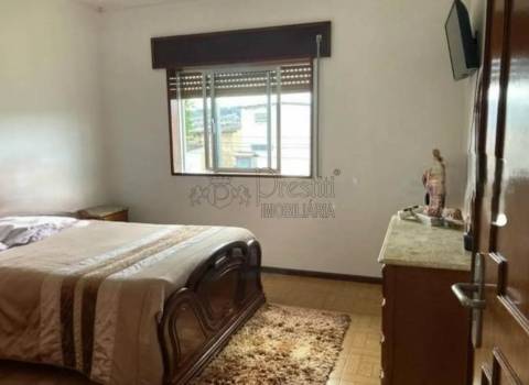 Moradia T4 à venda em Marco de Canaveses