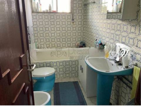 Moradia T4 à venda em Marco de Canaveses