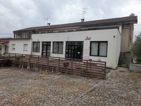 Prédio à venda em Mirandela