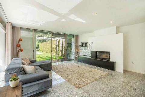 Encante-se com esta moradia de sonho em Guimarães