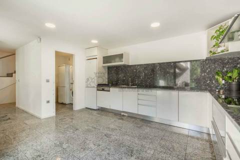 Encante-se com esta moradia de sonho em Guimarães