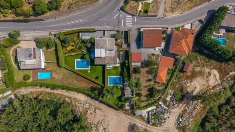 Encante-se com esta moradia de sonho em Guimarães