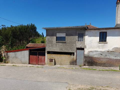 Moradia T5 na zona de Mortágua