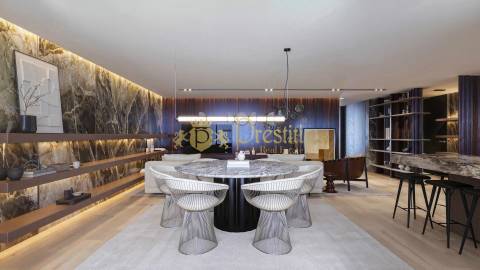 Apartamento T4 Duplex à Venda – Porto