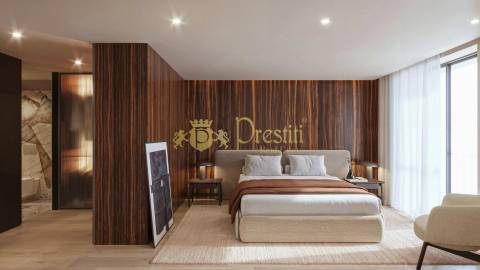 Apartamento T4 Duplex à Venda – Porto