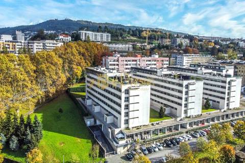 Apartamento T2 à Venda em Creixomil, Guimarães