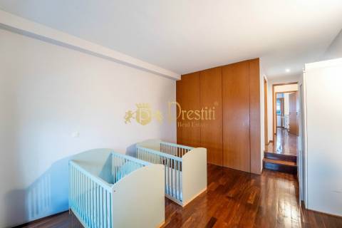 Apartamento T2 à Venda em Creixomil, Guimarães