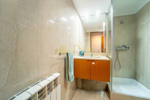 Apartamento T2 à Venda em Creixomil, Guimarães